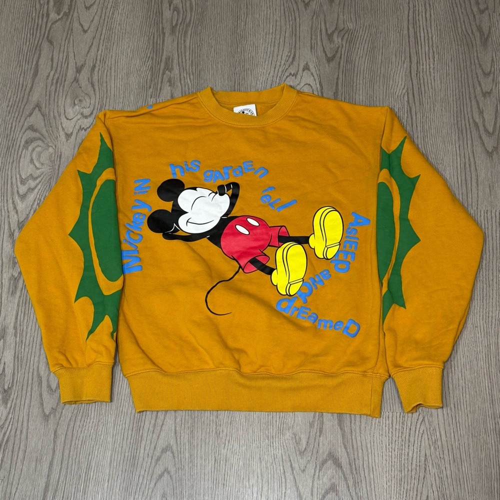 Disney‎ Parks Mickey & Co Asleep Flower and Garden Garden Yellow Sweatshirt XS